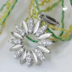 Anhänger Blume mit Zirkonia weiß 14mm 925 Silber Sterlingsilber