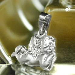 Anhänger liegender Engel 9x13mm aus 925 Sterling Silber mattiert