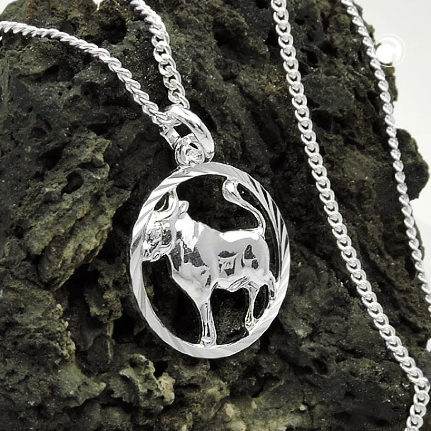 Anhänger Sternzeichen Stier mit 1,4mm Flachpanzer-Kette aus 925 Silber 45cm