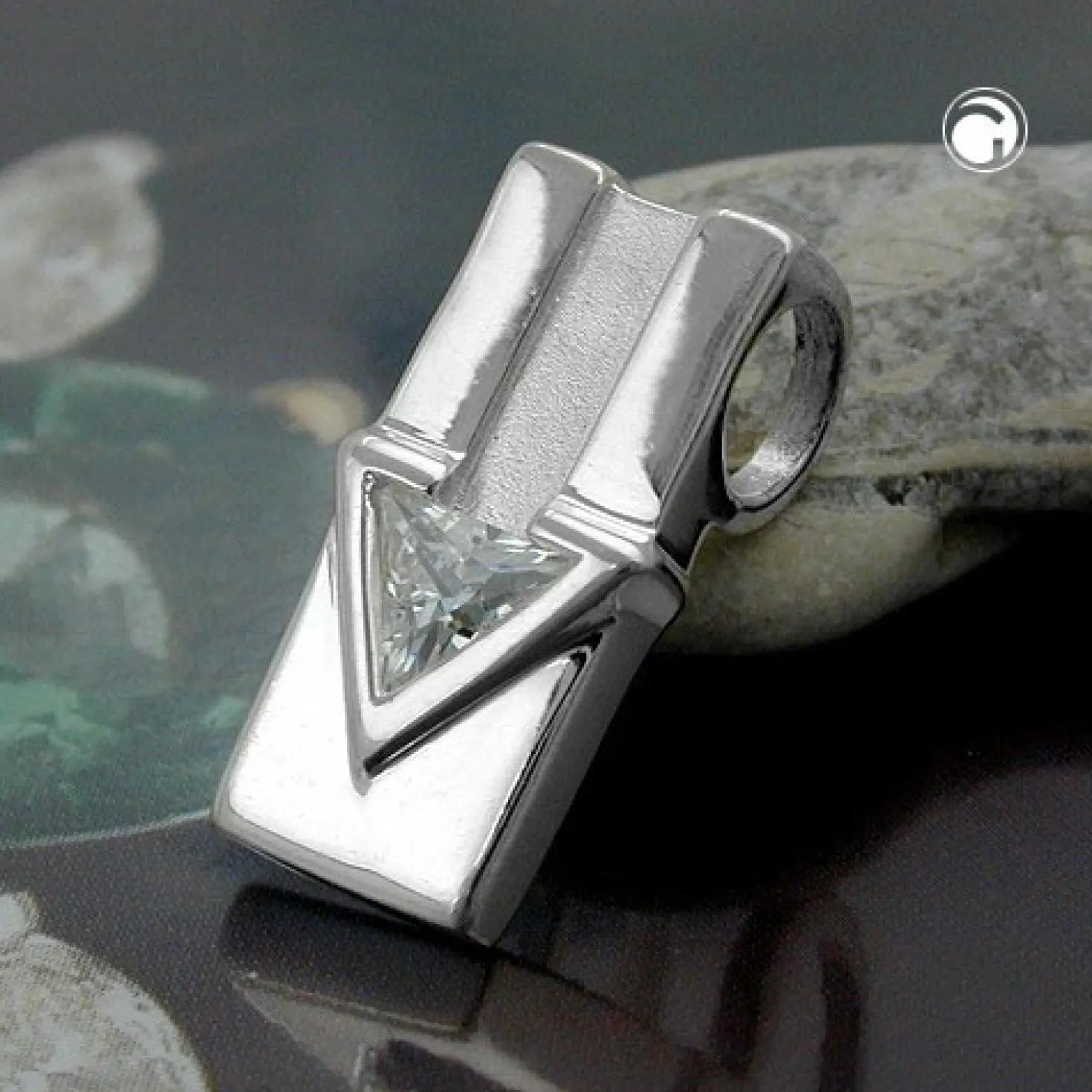 Anhänger 17x9mm Pfeil nach unten matt-glänzend Zirkonia 925 Silber Damen