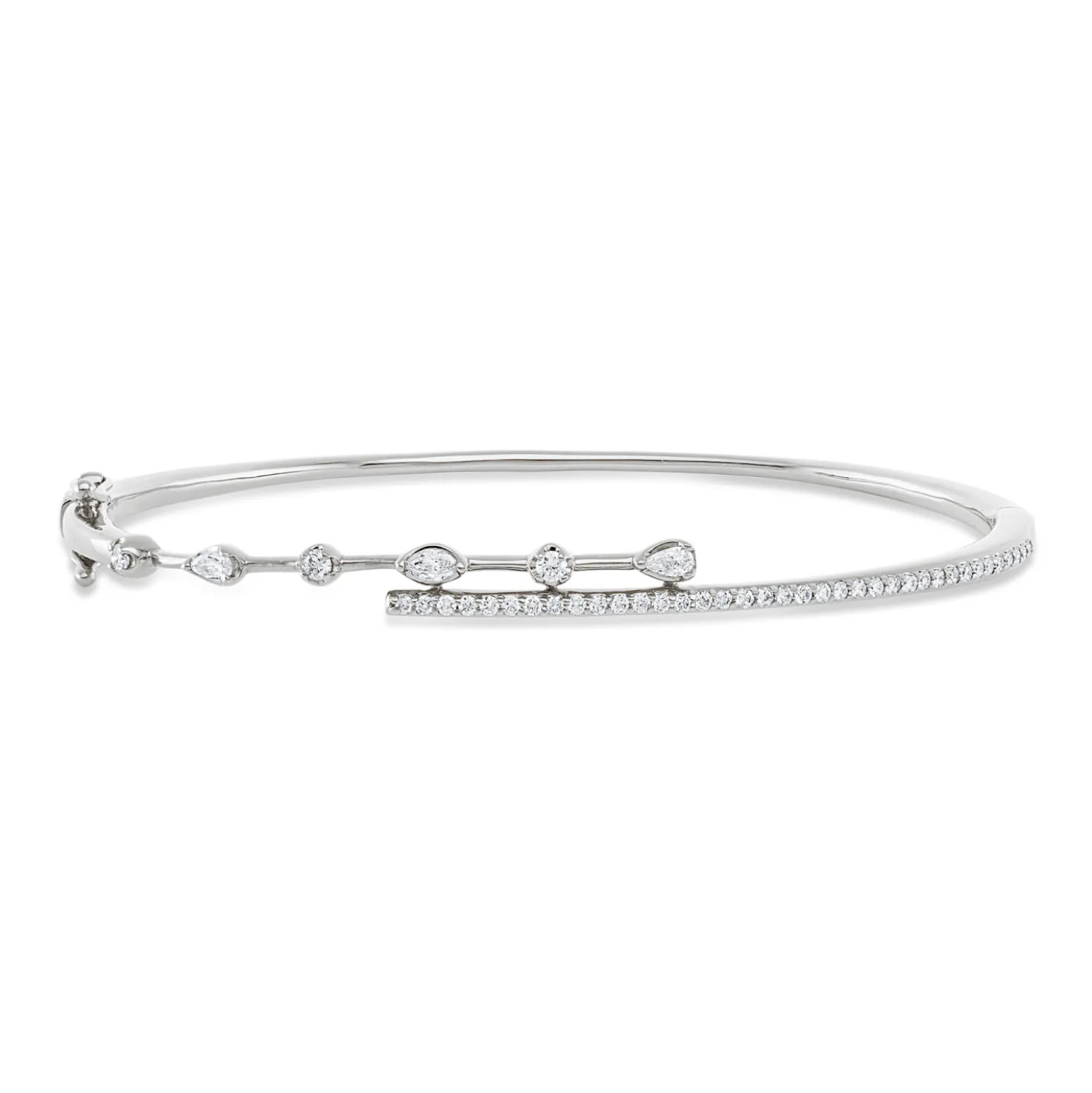 Armreif aus 750 Gold Weißgold 43 Diamanten 0,44ct 45x55mm