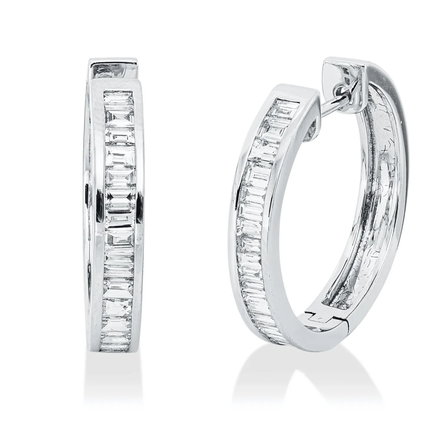 Creolen aus 750 Weißgold 41 Diamanten Baguette-Schliff 1,01ct TW-SI 20,8x3,5mm