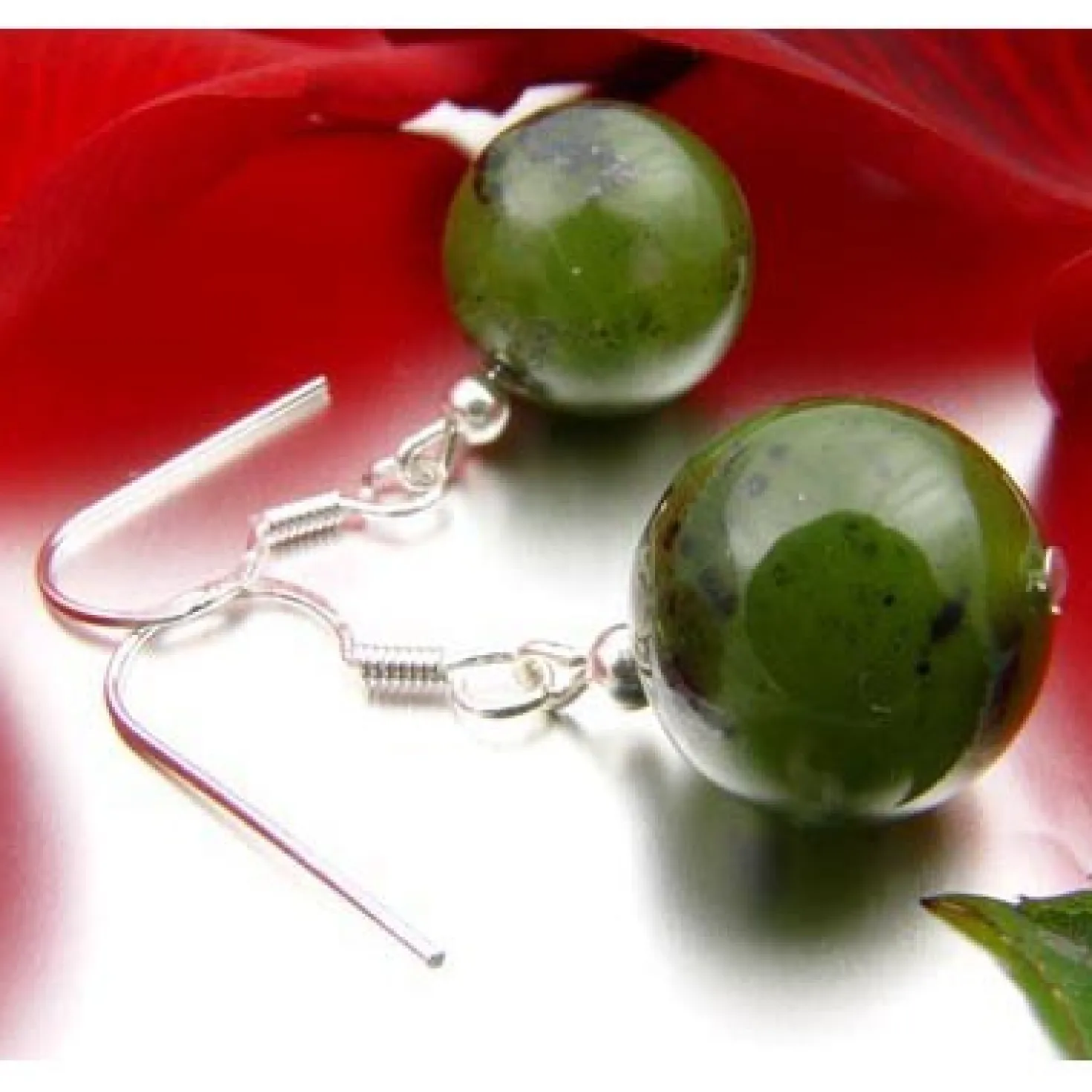 Ohrringe Ohrhänger aus echter Jade & 925er Silber, Ø14mm