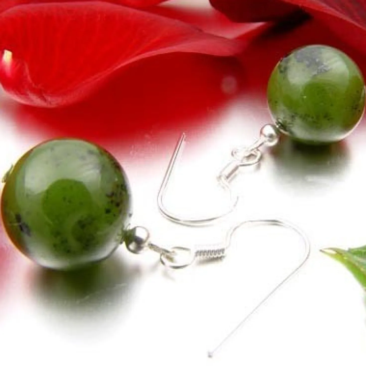 Ohrringe Ohrhänger aus echter Jade & 925er Silber, Ø14mm
