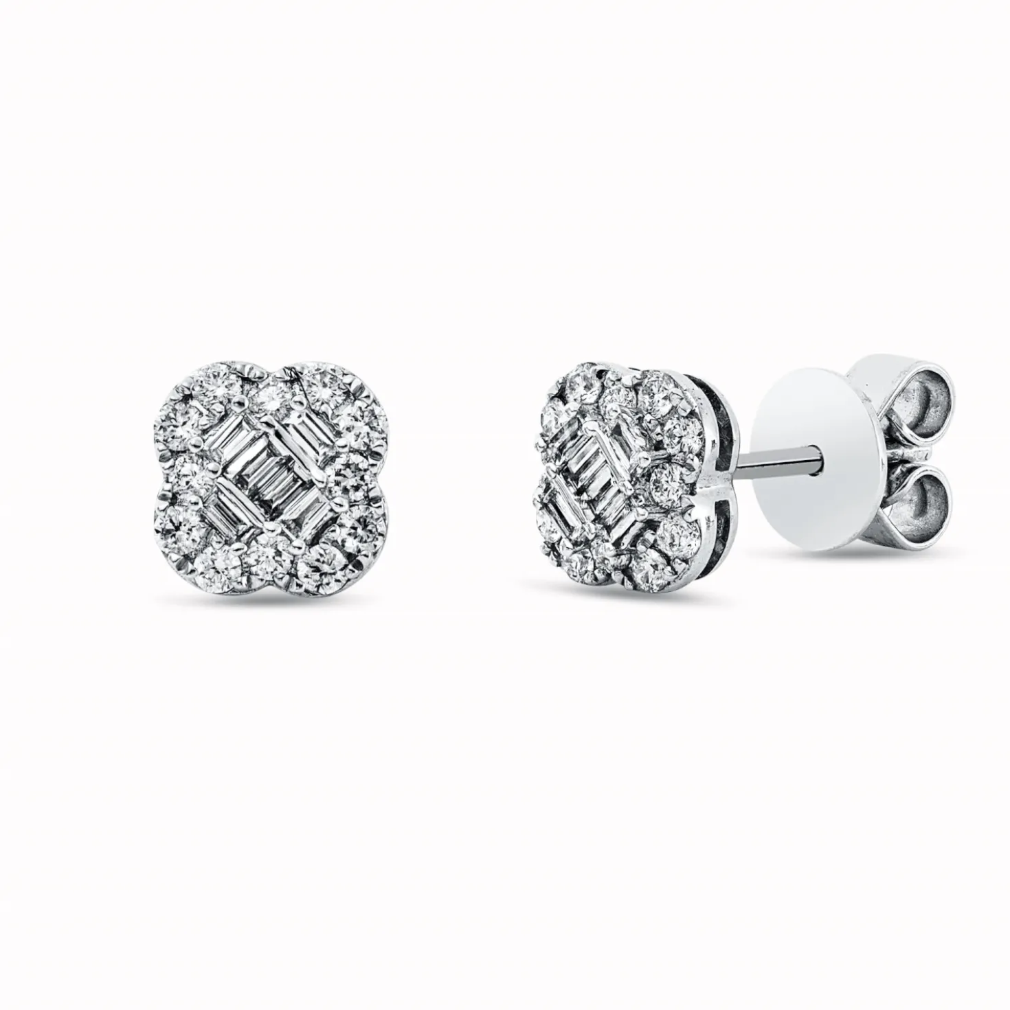 Ohrstecker aus 750 Gold Weißgold 36 Diamanten 0,38ct TW-SI 7,5x7,5mm