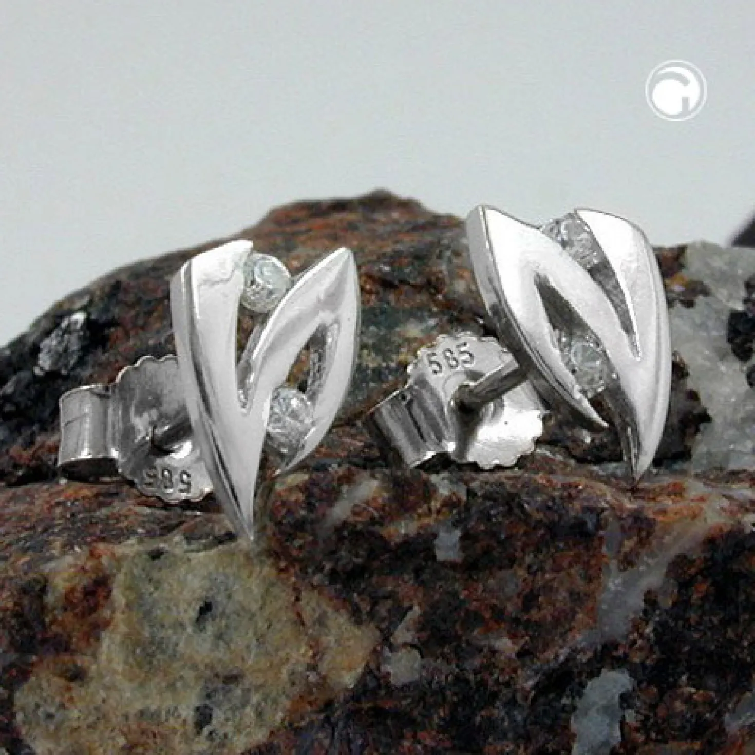 Ohrstecker Ohrschmuck in Zick-Zack Form mit weißen Zirkonia, 585 Weißgold
