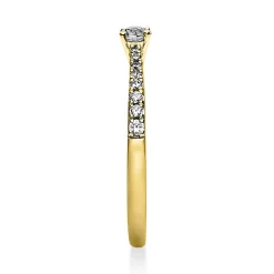 Ring aus 585 Gold Gelbgold mit 17 Diamanten Brillanten 0,30 Ct. 4er-Krappe