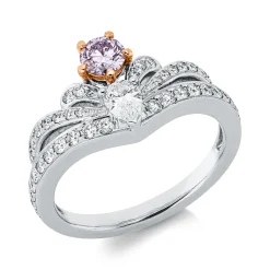 Ring aus 750 Gold Weißgold 18 Brillanten 2,84ct fancy B:3,3mm 4er-Krappe