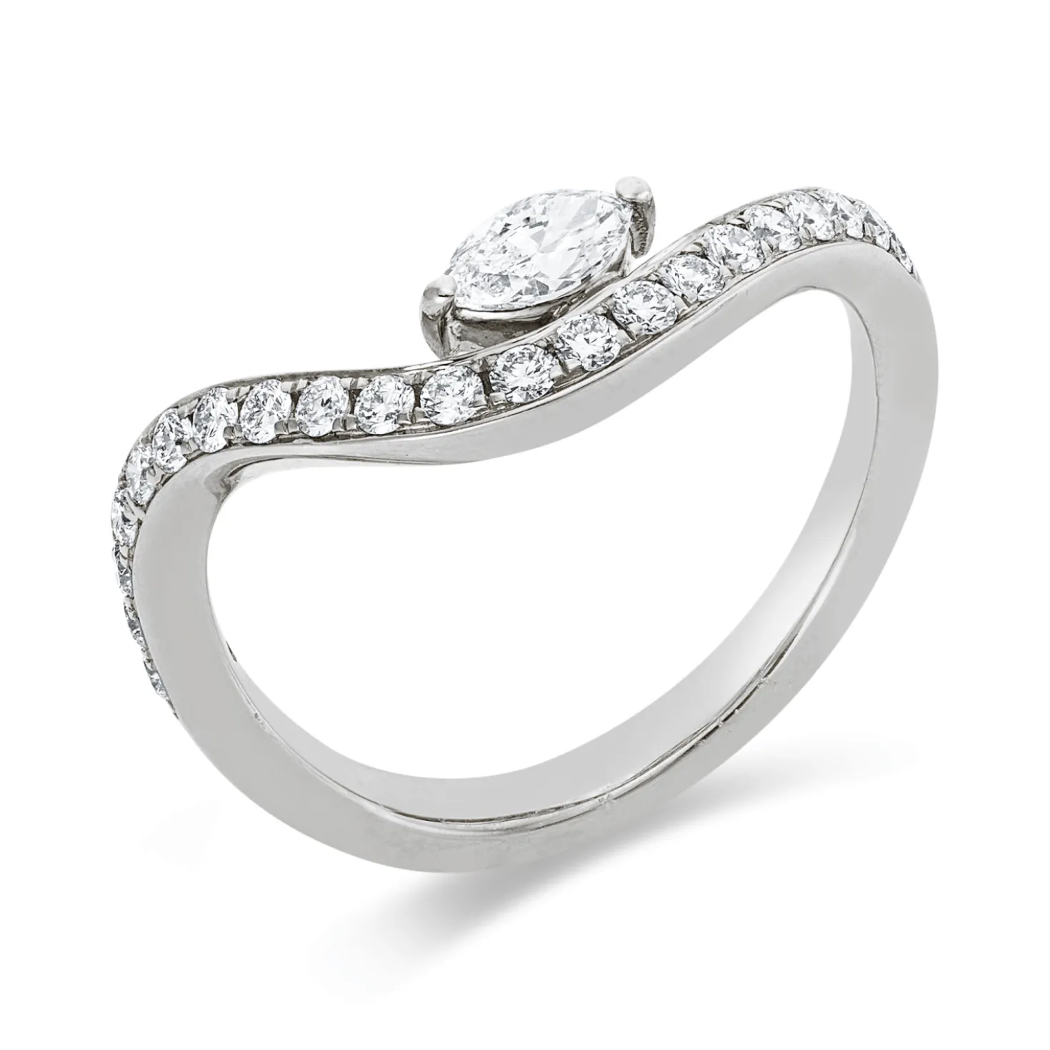 Ring aus 750 Gold Weißgold 22 Diamanten 0,48ct B:5,4mm