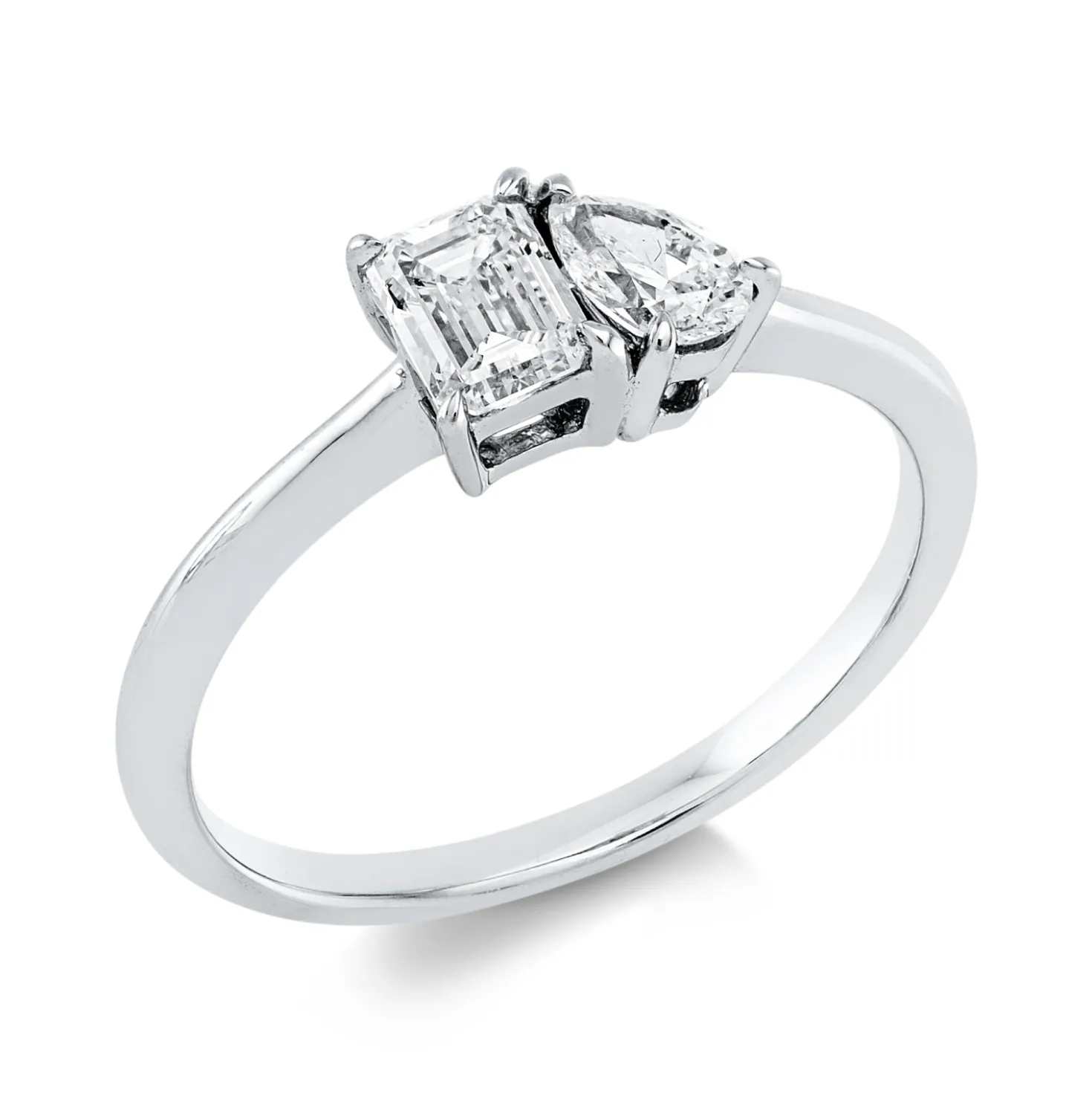 Ring aus 750 Gold Weißgold 2 Diamanten 0,69ct F-VSI B:5,4mm