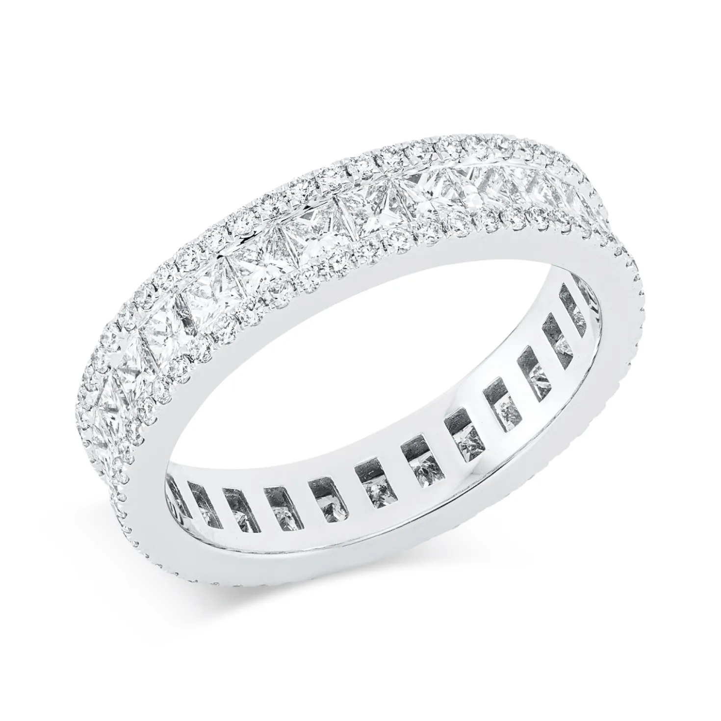 Ring aus 750 Gold Weißgold 141 Diamanten 2,25ct TW-SI B:4,5mm
