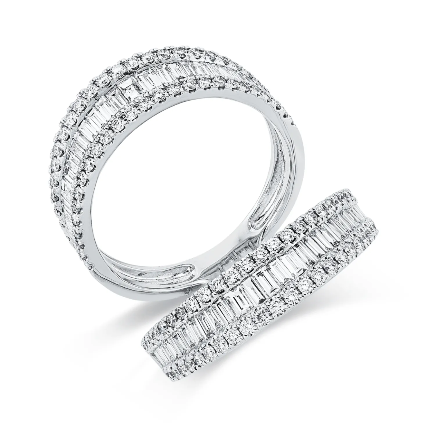 Ring aus 750 Gold Weißgold 168 Diamanten 1,64ct TW-SI B:25,8mm