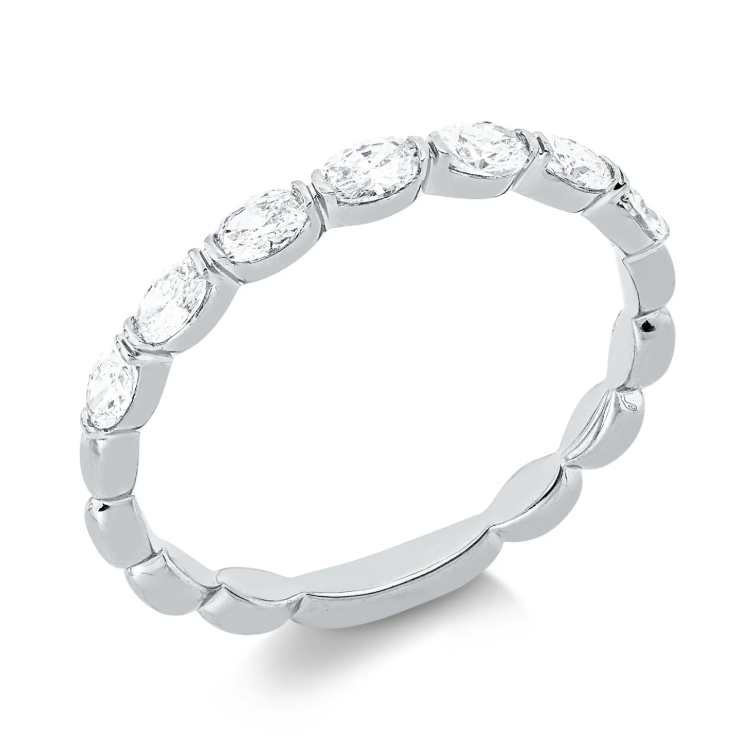 Ring aus 750 Gold Weißgold 7 Diamanten Oval-Schliff 0,47ct TW-SI B:2,4mm