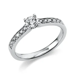 Ring aus 585 Gold Weißgold mit 17 Diamanten Brillanten 0,43 Ct. 4er-Krappe