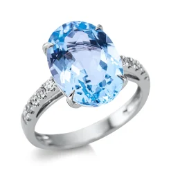 Ring aus 750 Weißgold Topas 8,1ct skyblue 10 Brillanten 0,2ct TW-SI B:14mm