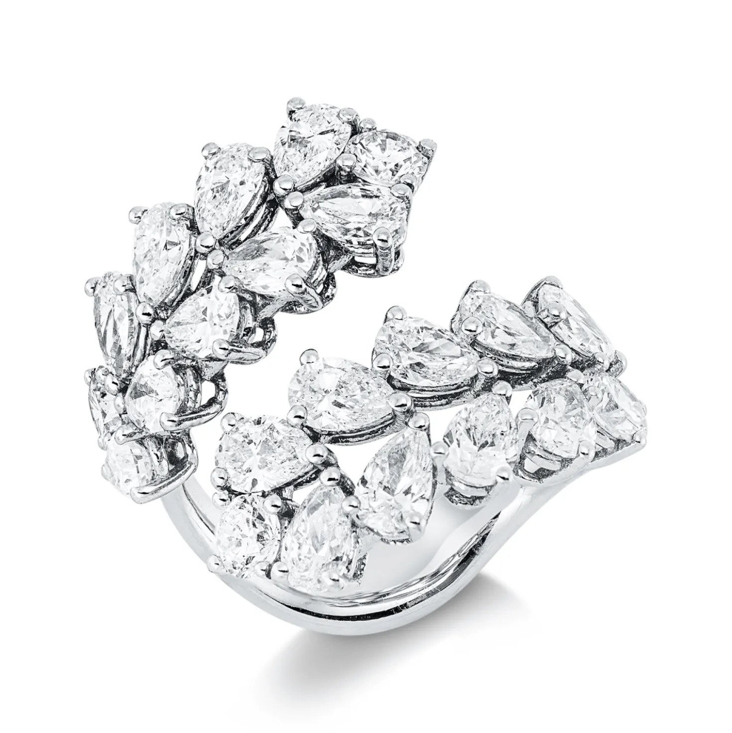 Ring breit aus 750 Gold Weißgold 22 Diamanten 4,42ct B:22,1mm