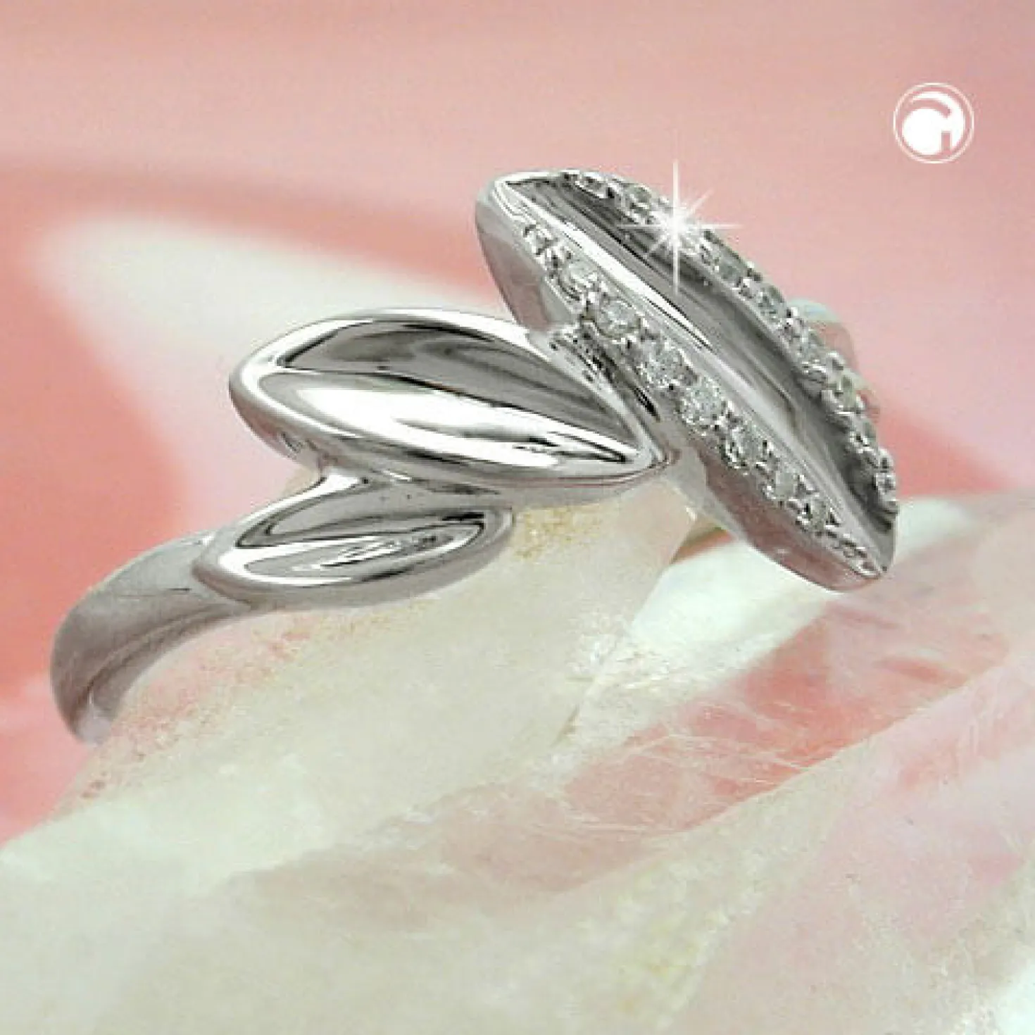 Ring Damenring spitzovale Blätter mit weißen Zirkonia 925 Silber