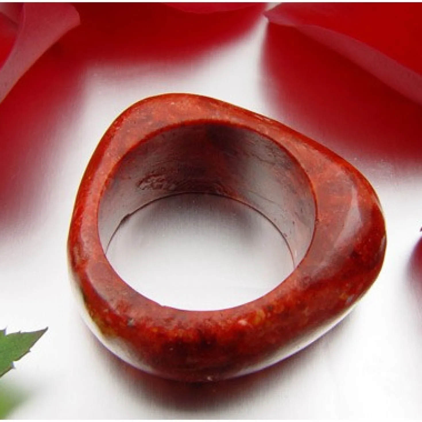 Ring Fingerring aus Koralle Schaumkoralle Massiv rot glatt